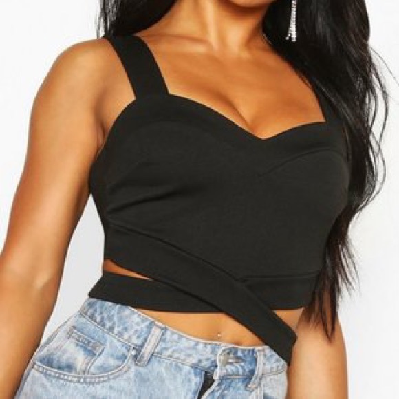 Boohoo Tops - Boohoo Cutout Crop Top Bralette